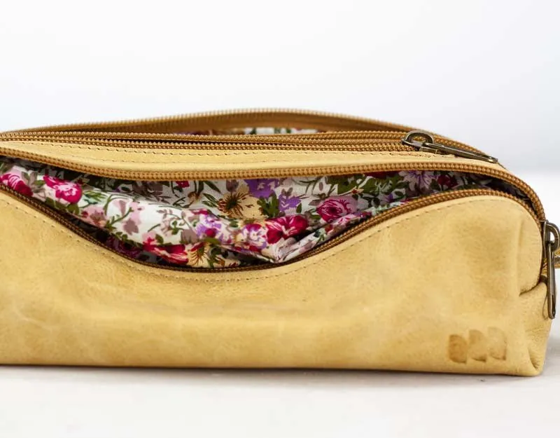 2REC Slim case - Brown natural distressed leather
