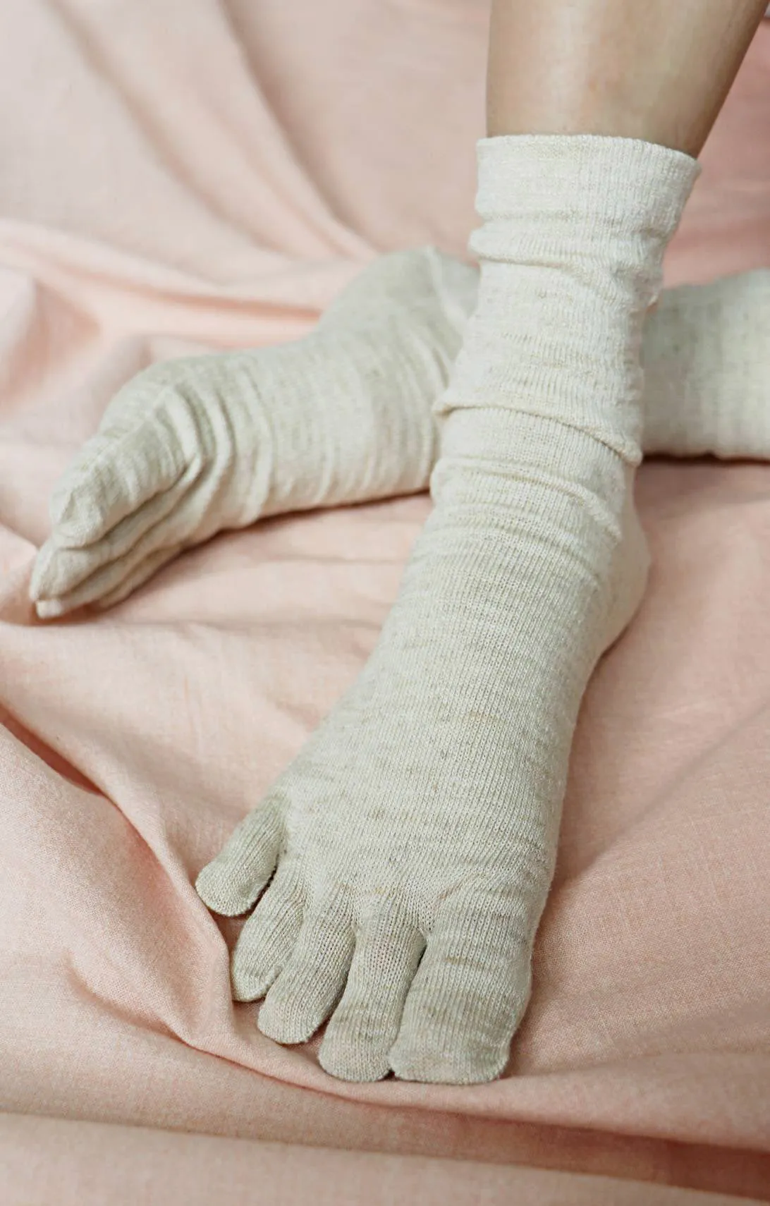 Premium Quality Hemp and Silk Blend Toe Socks