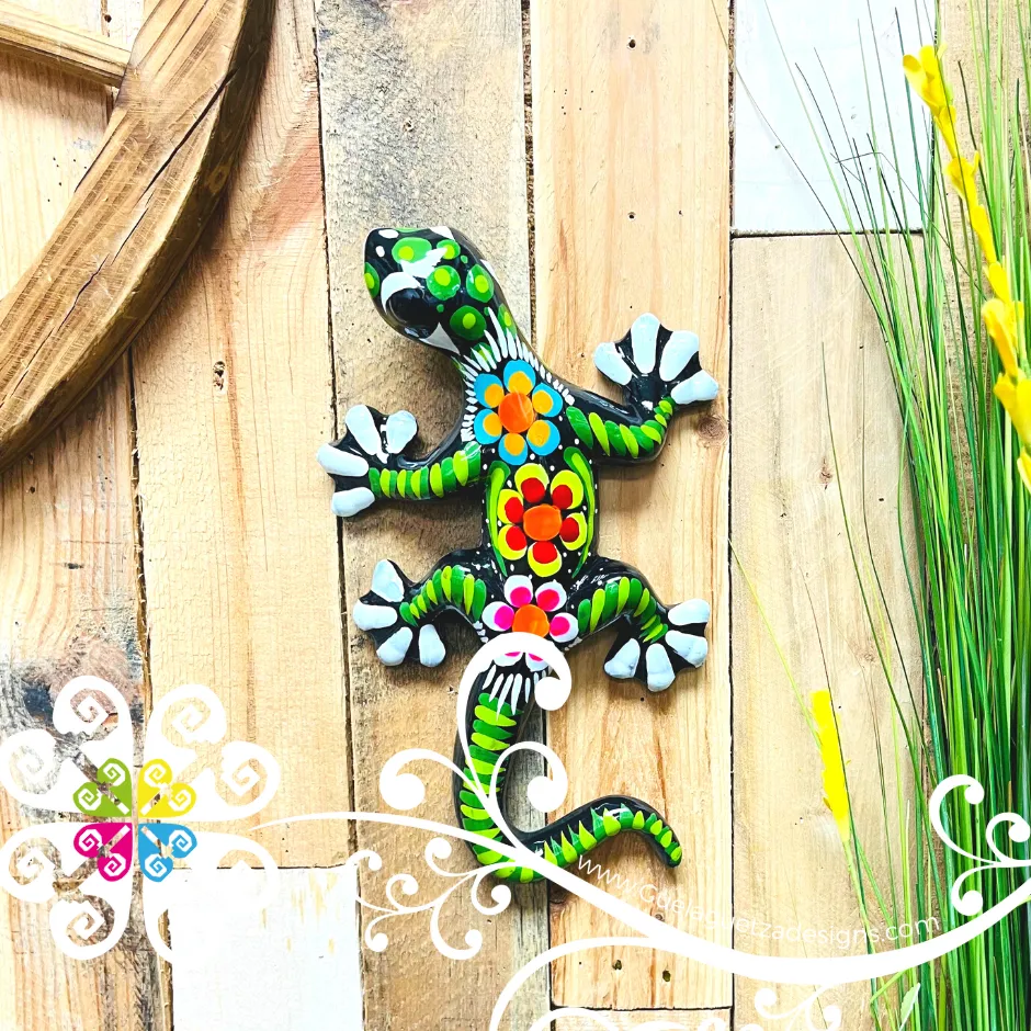 Medium Clay Lizard Decor