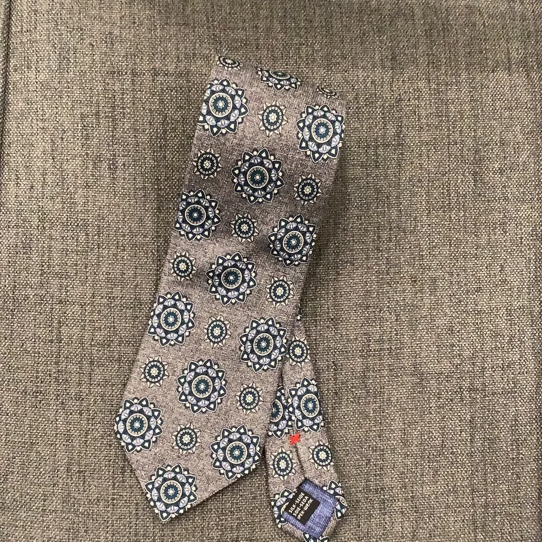 Neckwear