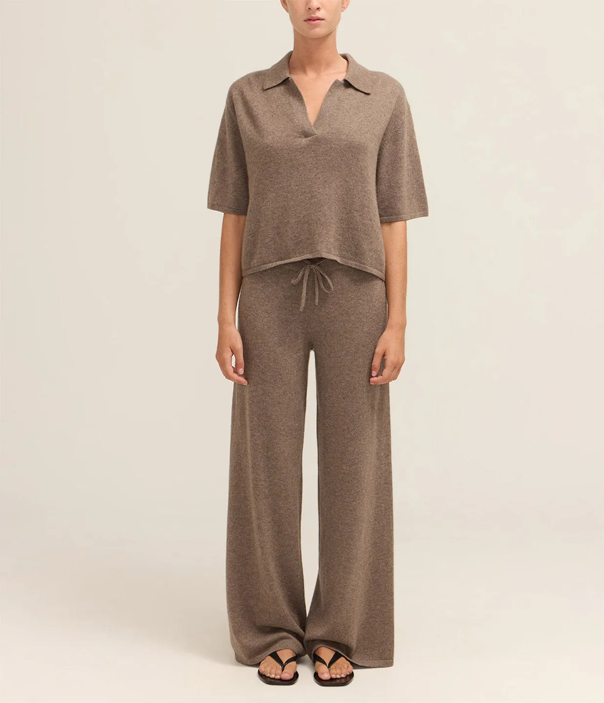 Neela T-Shirt in Truffle