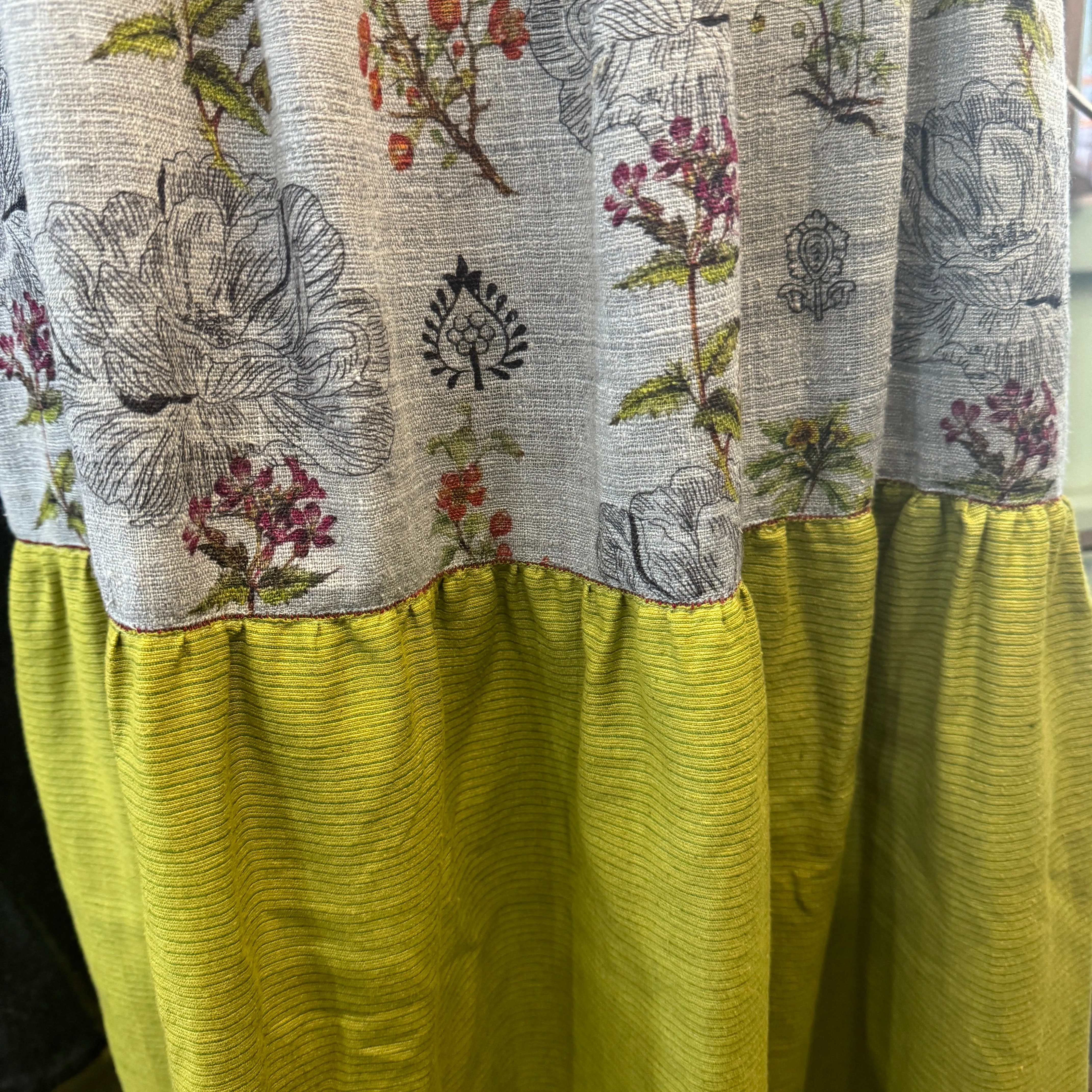 Silk tiered dress Yakalba flower